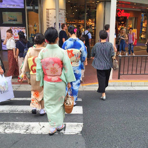 四条河原町通の交差点